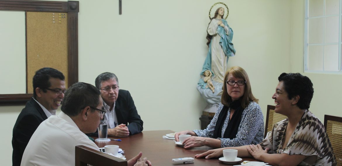 DIRECTORA DE AMERICAN SPACE EN MÉXICO Y CENTROAMÉRICA VISITA UNICAES