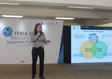 UNICAES, sede del conocimiento financiero en el occidente del país