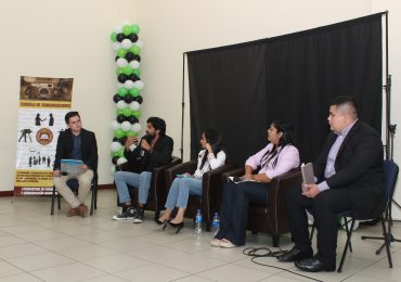 DE LA RED A LA COMUNIDAD, ASÍ CELEBRAN EL DÍA DEL PERIODISTA EN UNICAES