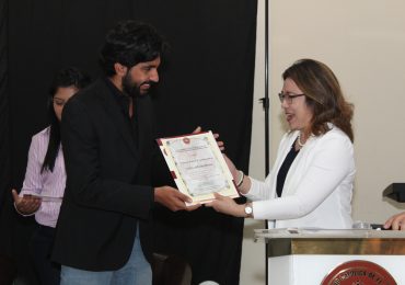 DE LA RED A LA COMUNIDAD, ASÍ CELEBRAN EL DÍA DEL PERIODISTA EN UNICAES