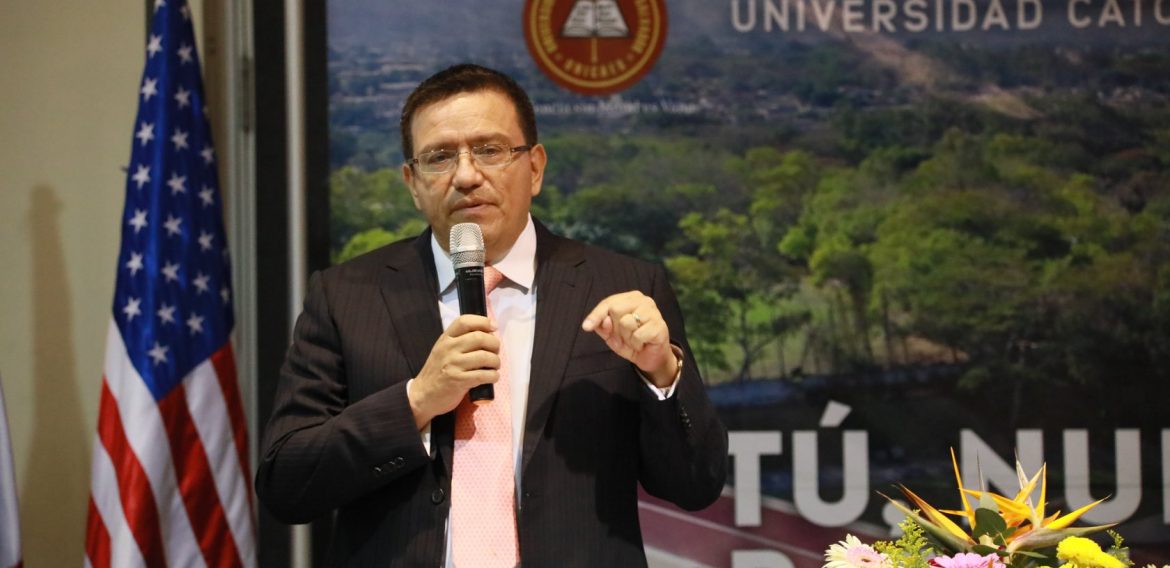 VII CONGRESO DE MEDICINA UNICAES: UN ESPACIO DE BUENAS PRÁCTICAS EN SALUD
