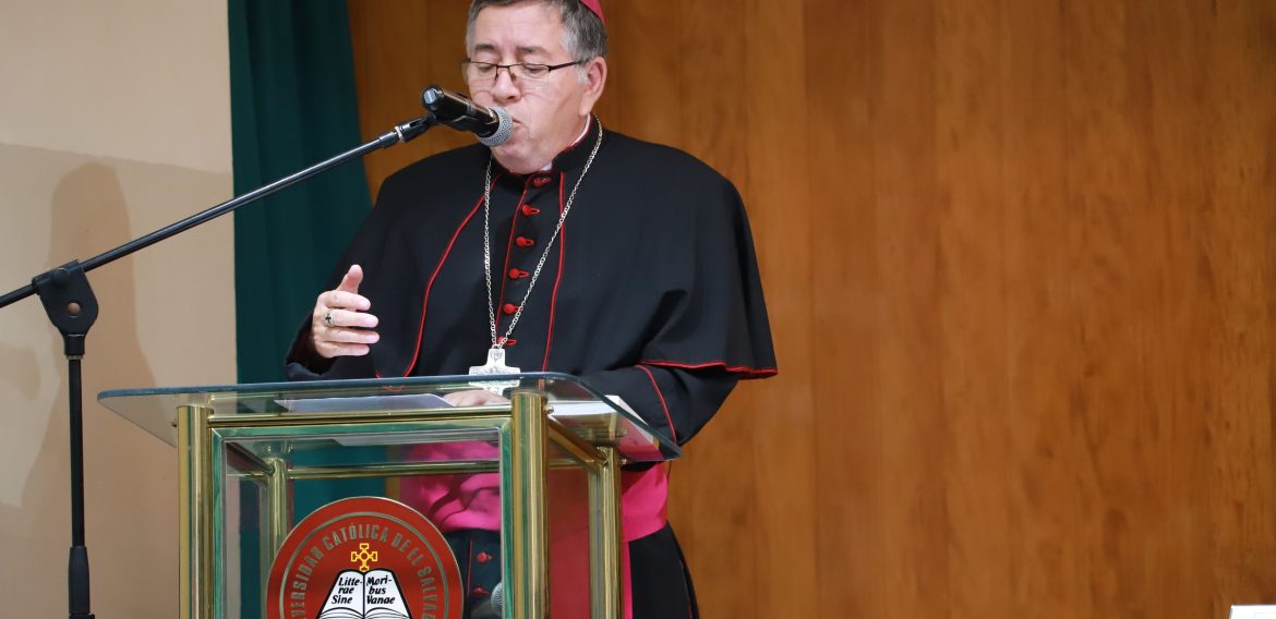 CENTRO REGIONAL DE UNICAES ILOBASCO CELEBRA XVIII PROMOCIÓN DE PROFESIONALES