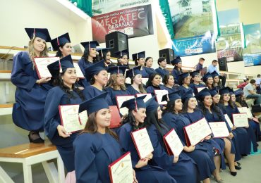 CENTRO REGIONAL DE UNICAES ILOBASCO CELEBRA XVIII PROMOCIÓN DE PROFESIONALES