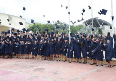CENTRO REGIONAL DE UNICAES ILOBASCO CELEBRA XVIII PROMOCIÓN DE PROFESIONALES