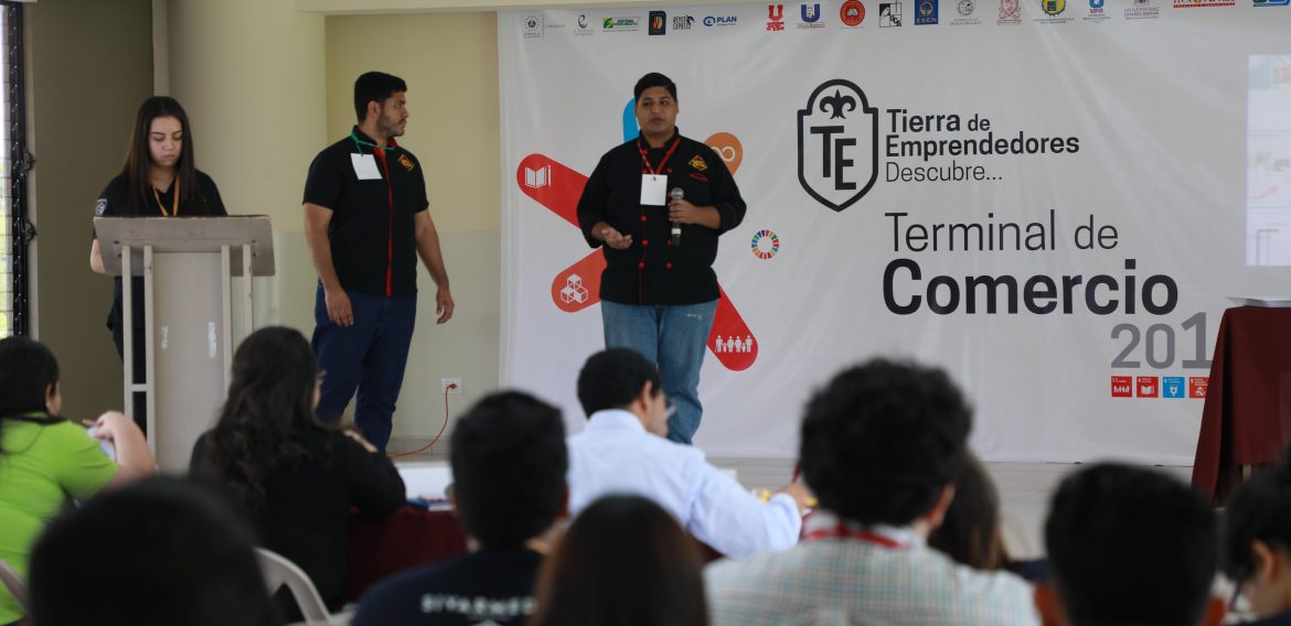UNICAES, EPICENTRO DEL EMPRENDEDURISMO A NIVEL NACIONAL