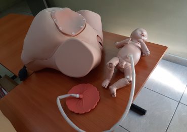FACULTAD DE CIENCIAS DE LA SALUD ADQUIERE NUEVO EQUIPO PARA PRÁCTICAS EN MEDICINA