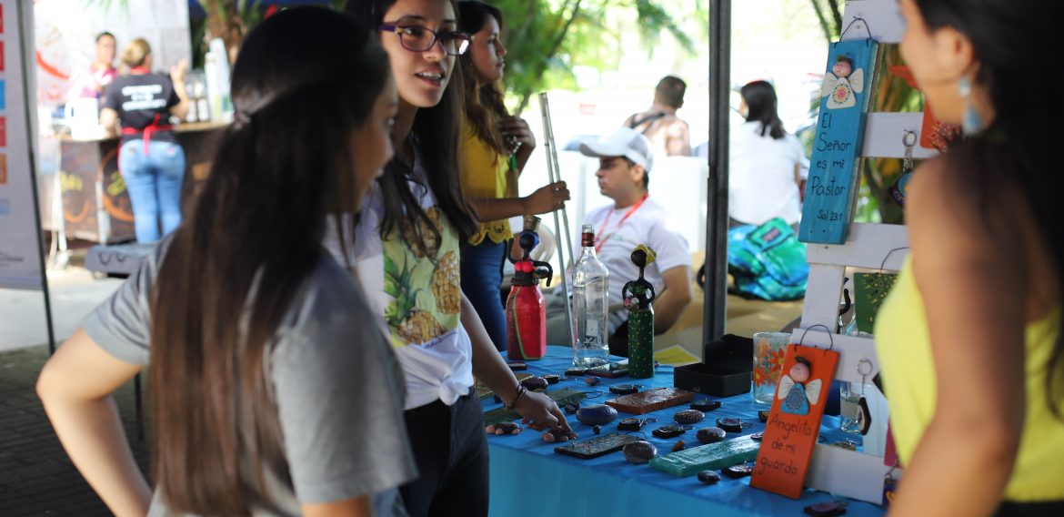 UNICAES, EPICENTRO DEL EMPRENDEDURISMO A NIVEL NACIONAL