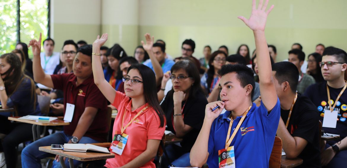UNICAES, EPICENTRO DEL EMPRENDEDURISMO A NIVEL NACIONAL