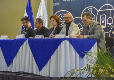 UNICAES-CRI PARTICIPA DEL FORO DE INVESTIGACIONES PARA INSTITUCIONES BAJO EL MODELO MEGATEC