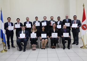 2020: FORMACIÓN DE POSGRADOS UNICAES