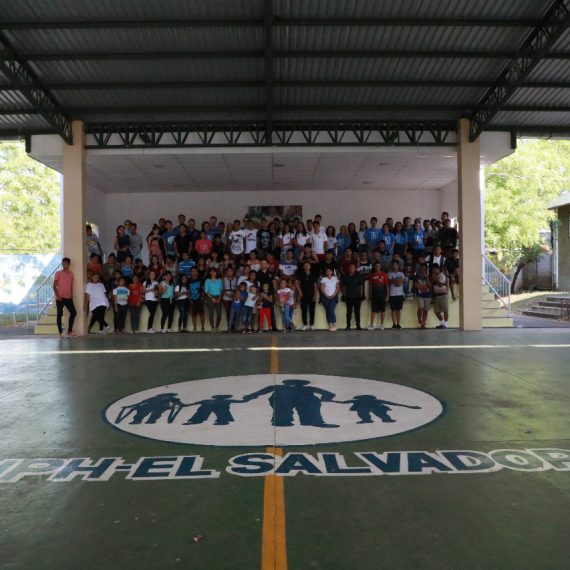 Intercambio internacional entre Arkansas State University at Beebe y UNICAES