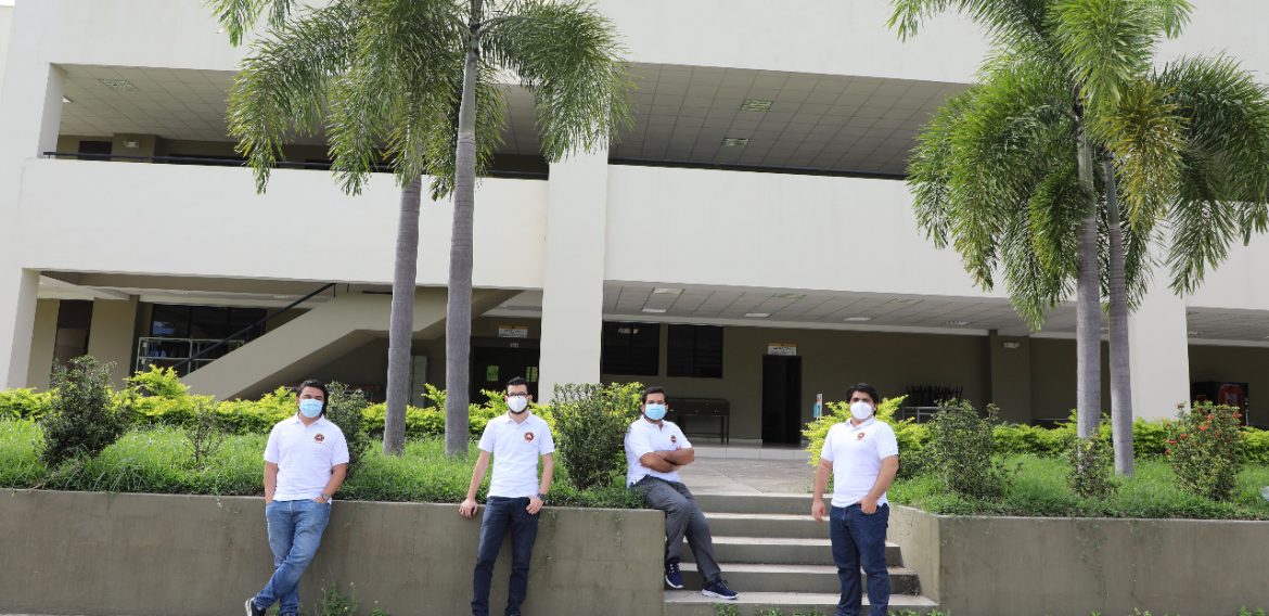 ESTUDIANTES UNICAES DESTACAN A NIVEL NACIONAL EN COMPETENCIA DE AMAZON