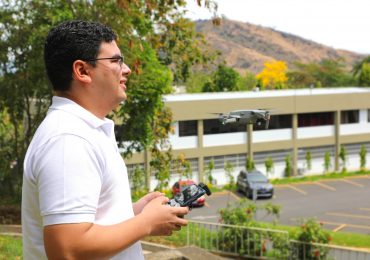 UN DRONE Y UNA CÁMARA PARA DAR ESPERANZA