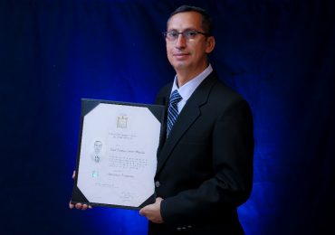 UPAEP OTORGA GRADO DE POSGRADO A DOCENTES UNICAES