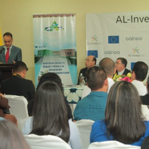 Firma del convenio para el proyecto  Articulación Comercial del sector artesanal en el Trifinio Centroamericano