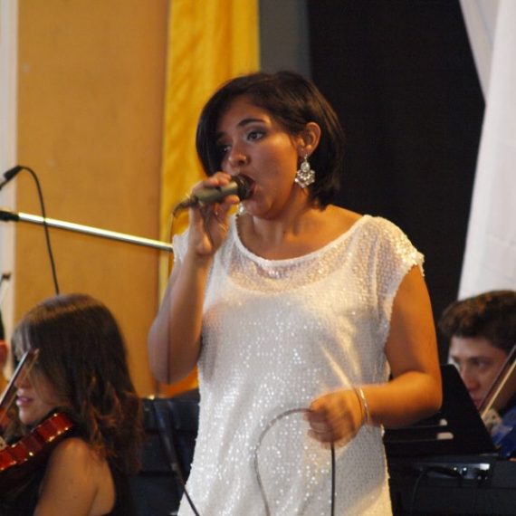 Orquesta UNICAES realiza concierto en el Centro de Artes de Occidente
