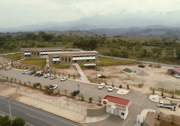 UNICAES INAUGURA EL CENTRO REGIONAL DE METAPÁN