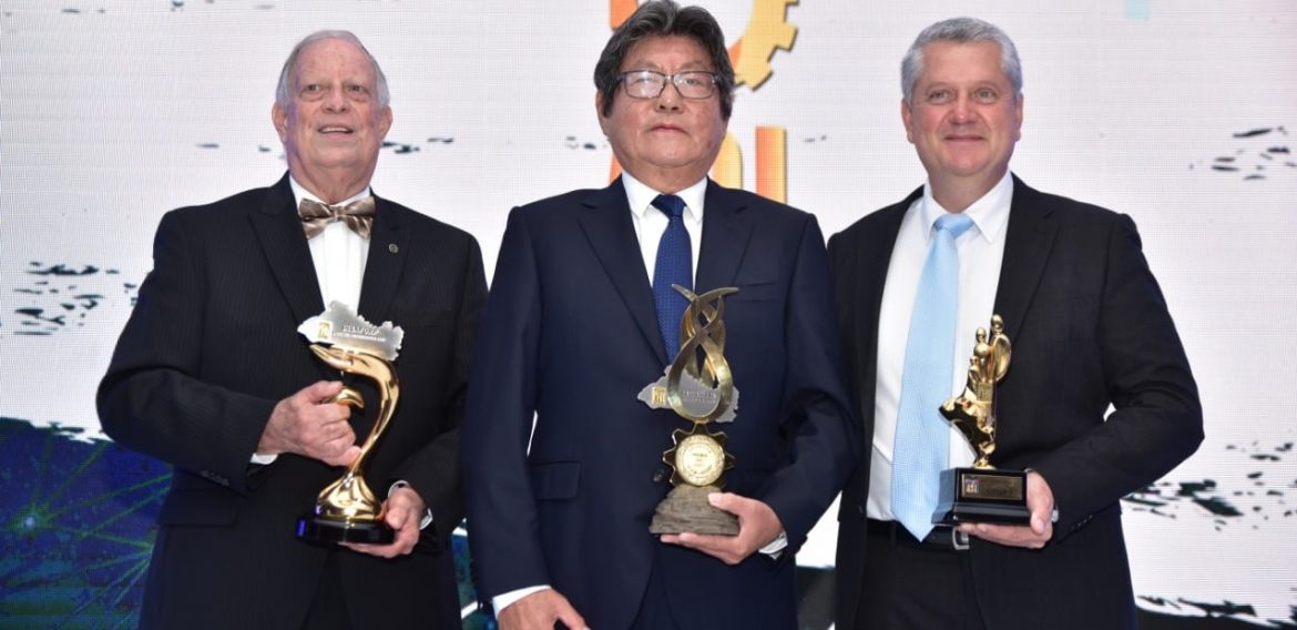 UNICAES felicita a INSAFORP por el Premio Benefactor ASI 2021